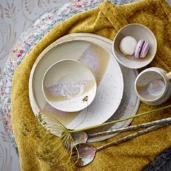 Bloomingville Bols, Tasses Et Mugs Bol En Grès Beige -Bols, tasses et mugs Soldes Boutique bol en gres beige 1