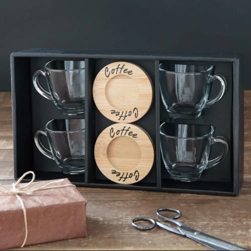 Coffret 4 tasses en verre et soucoupes en bambou Maisons Du Monde Vaisselle De Noël Coffret 4 Tasses En Verre Et Soucoupes En Bambou -Bols, tasses et mugs Soldes Boutique coffret 4 tasses en verre et soucoupes en bambou 1000 7 0 197989 4
