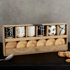 Maisons Du Monde Bols, Tasses Et Mugs Coffret Tasses En Porcelaine Motifs Noirs, Blancs Et Gris (x6) Et Soucoupes En Manguier -Bols, tasses et mugs Soldes Boutique coffret tasses en porcelaine motifs noirs blancs et gris x6 et soucoupes en manguier 1000 9 19 216827 4