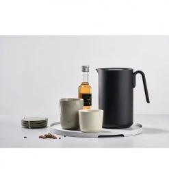 Zone Denmark Bols, Tasses Et Mugs Mugs Thermos En Porcelaine Taupe - Lot De 2 -Bols, tasses et mugs Soldes Boutique mugs thermos en porcelaine taupe lot de 2 2